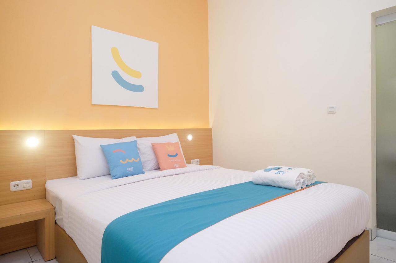 Sans Hotel Aurum Majapahit Semarang Exterior foto